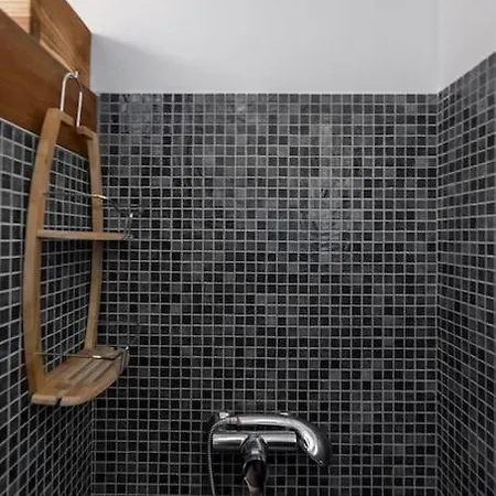 Maison En Bois A 350 M Du